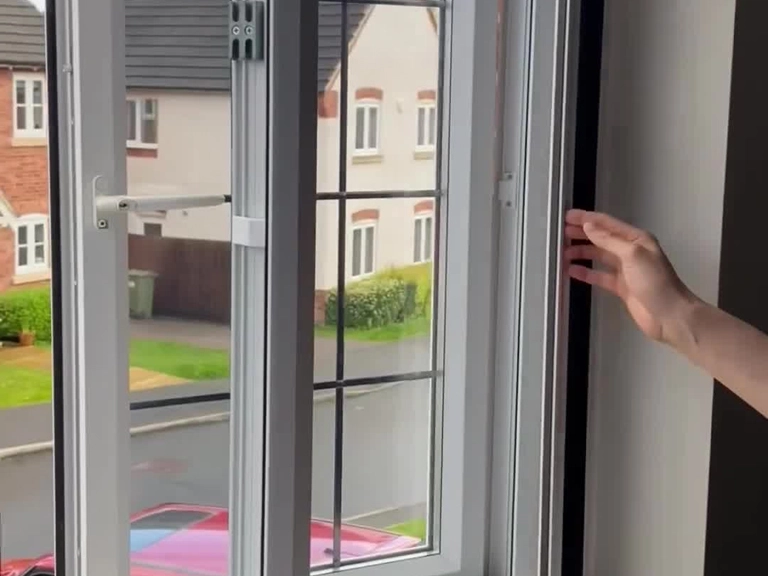 Bağlıca Menteşeli Sineklik Estetik Tasarımlarla Modern ve Şık Sineklik Modelleri