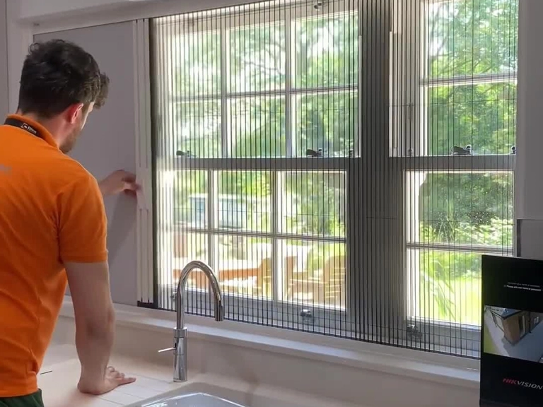 Bağlıca Pileli Sineklik Dayanıklı Malzeme Seçimi